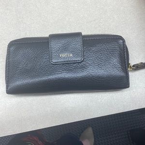 Fossil wallet w wristlet